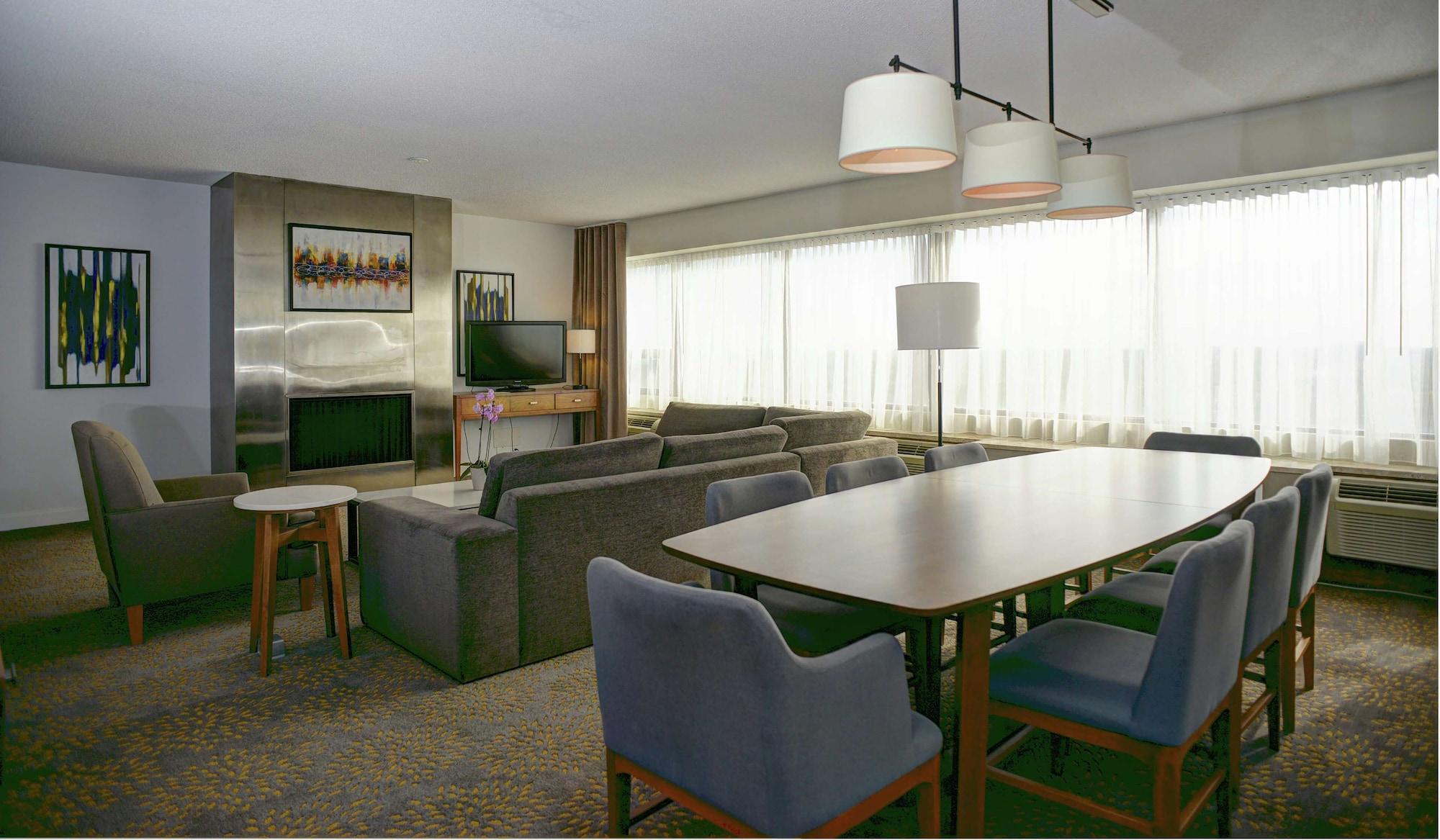 Doubletree By Hilton 4*